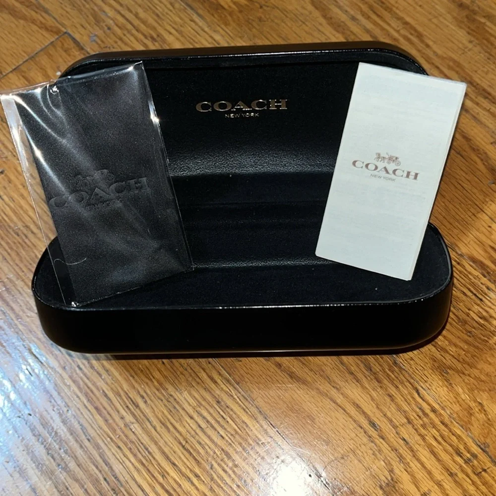 NEW COACH Sunglasses Embossed hard shell Black Case Embossed Cleaning Cl… - Picture 2 of 13